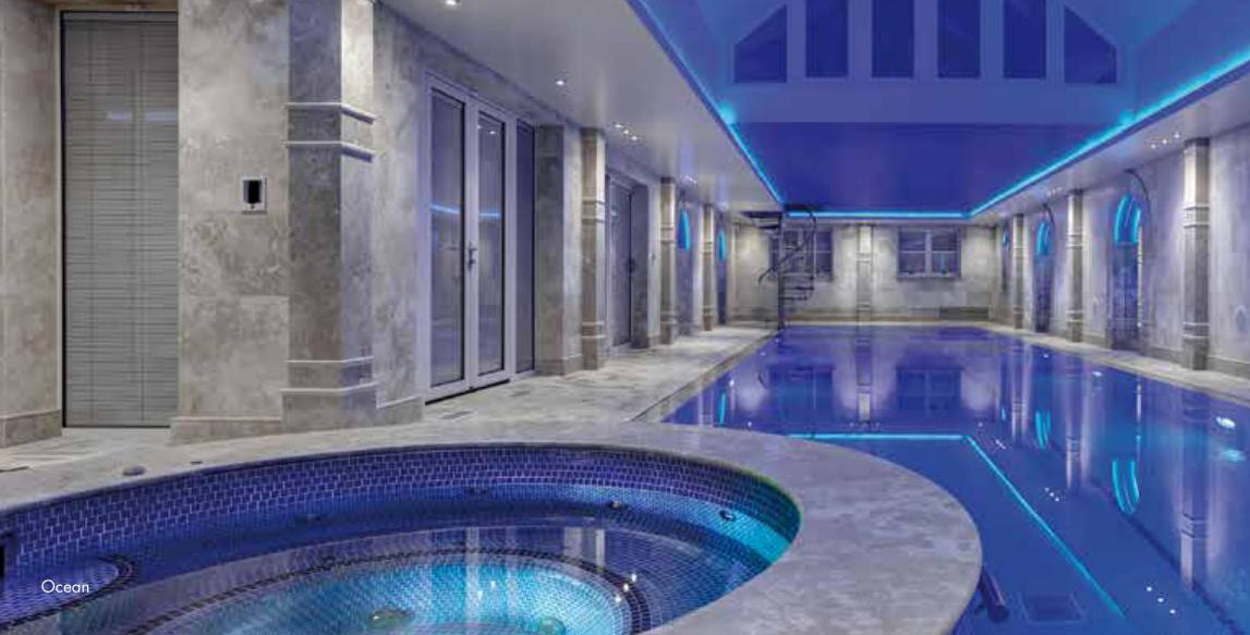 蓝狮在线产品推荐——Ezarri 玻璃泳池马赛克