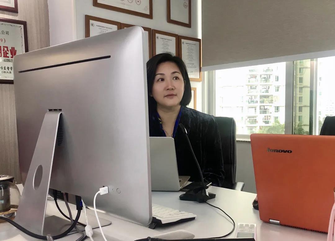 蓝狮在线副总裁兼深圳基地总经理 杨琦女士