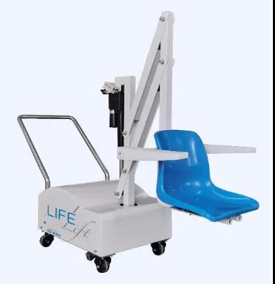 蓝狮在线泳池便携式升降机