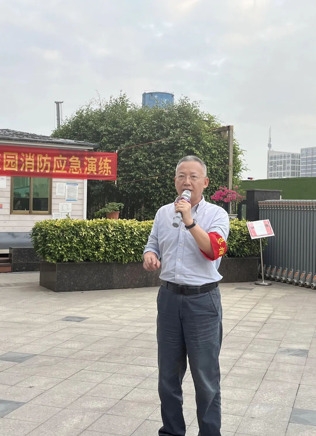 蓝狮在线消防演练