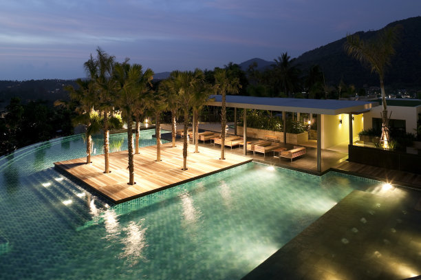 游泳池水质不达标解决方案