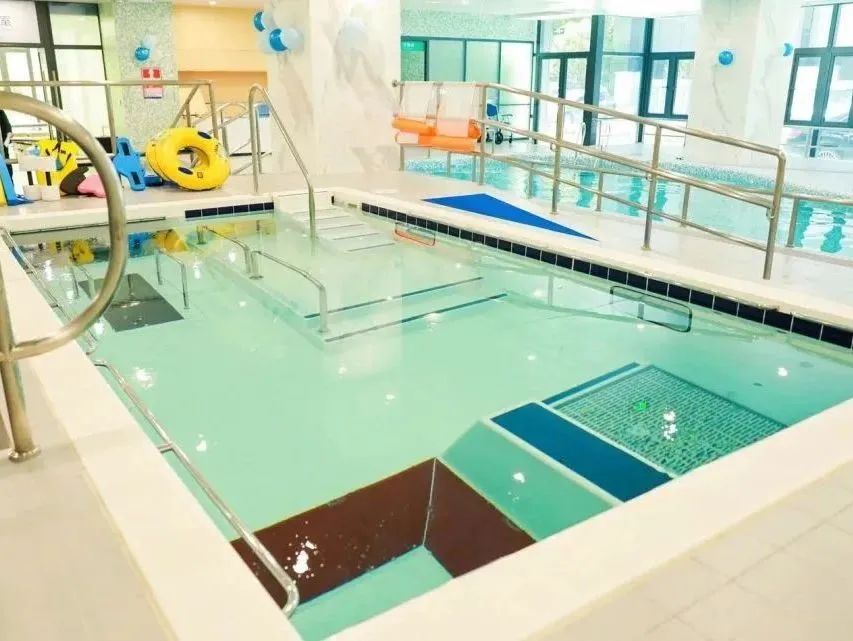 水中康复,蓝狮在线水中康复,水中康复设备