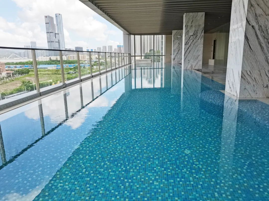 <b>如何选择适合自己游泳池的砂缸过滤器？</b>