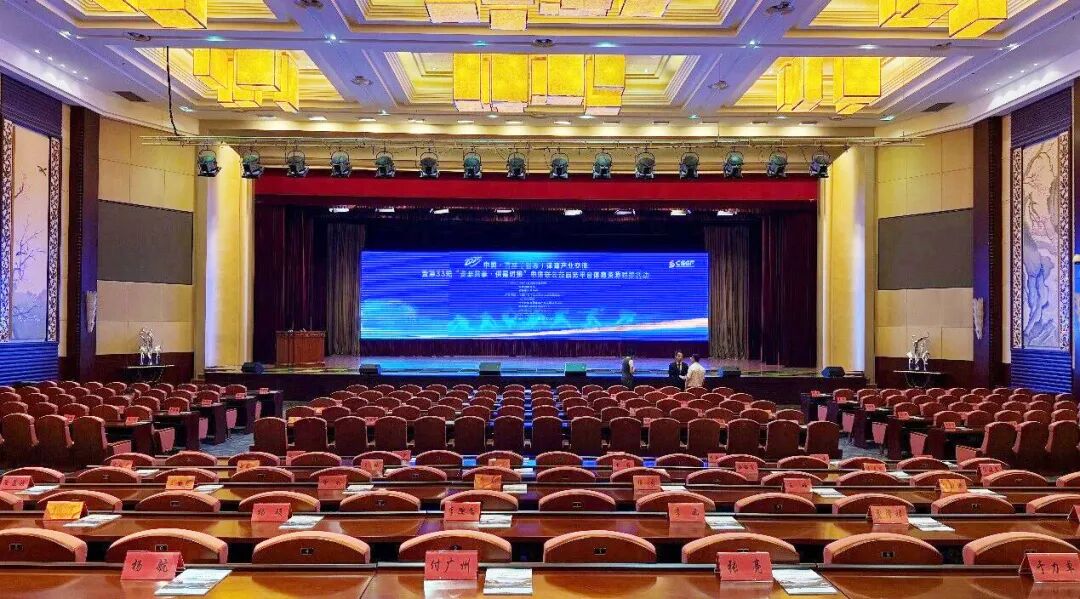 游泳池改造,游泳馆改造翻新,游泳池升级改造