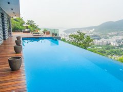 <b>私家别墅游泳池建造公司哪家好？蓝狮在线用28年口碑说话</b>