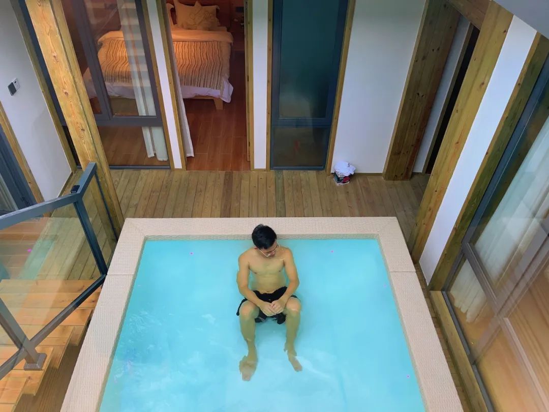 别墅游泳池,别墅泳池水处理设备,别墅游泳池设备