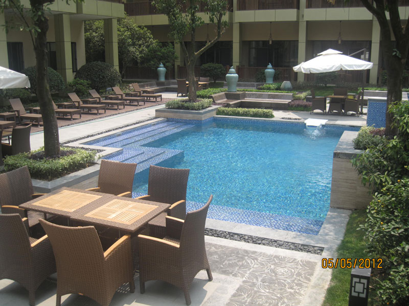 豪华别墅带花园游泳池如何规划更显奢雅？